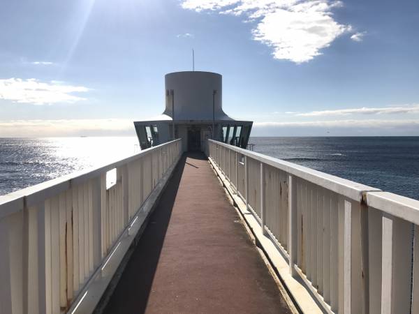 かつうら海中公園　海中展望塔