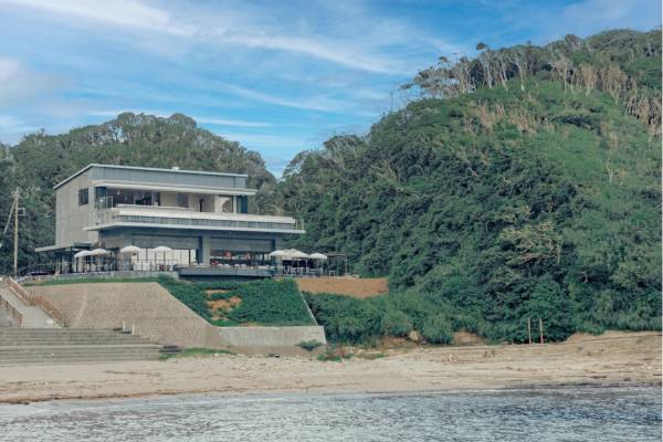 edén（エデン）